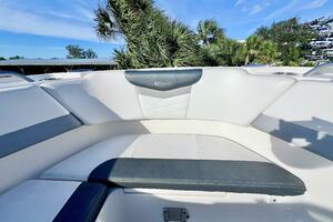 31ft Robalo Yacht For Sale