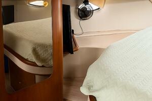 HONU 38ft Cruisers Yacht For Sale