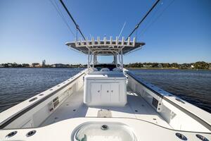 39FT (11.89M) YELLOWFIN