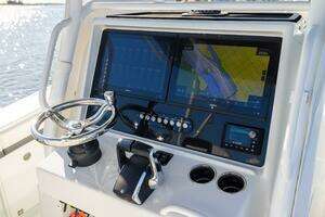 2023 Yellowfin thumbnail 38