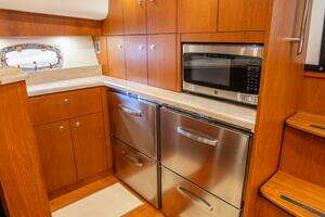 2015 Tiara Yachts 4300 Open thumbnail 11