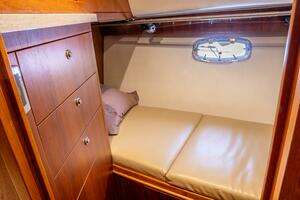2015 Tiara Yachts 4300 Open thumbnail 14