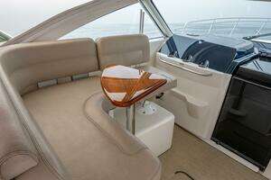 2015 Tiara Yachts 4300 Open thumbnail 21