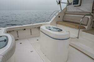 2015 Tiara Yachts 4300 Open thumbnail 31