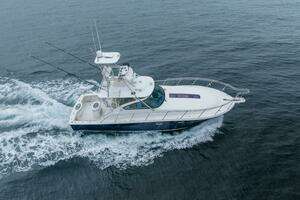 2015 Tiara Yachts 4300 Open thumbnail 40