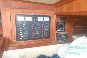 1989 Pacific Seacraft Cutter thumbnail 16