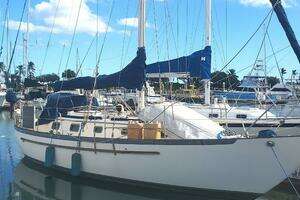 1989 Pacific Seacraft Cutter thumbnail 2