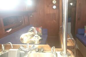 ADAGIO 34ft Pacific Seacraft Yacht For Sale