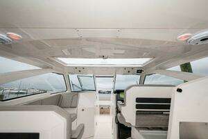 2023 Pursuit DC 365 Dual Console thumbnail 24