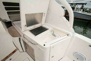 2023 Pursuit DC 365 Dual Console thumbnail 29