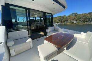 2020 Tiara Yachts C53 Coupe thumbnail 4