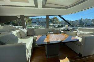 2020 Tiara Yachts C53 Coupe thumbnail 12