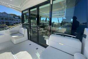 2020 Tiara Yachts C53 Coupe thumbnail 5