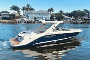 31-ft-Sea Ray-2022-310 SLX-LEMONADE-Palm Beach Gardens Florida United States yacht for sale