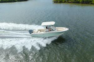 25ft Grady White Yacht For Sale