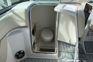 27ft Regal Yacht For Sale