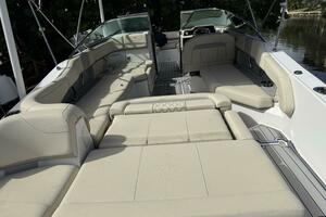 27ft Regal Yacht For Sale