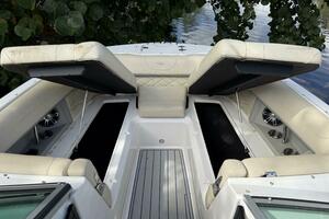 27ft Regal Yacht For Sale