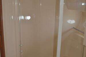 2001 Sea Ray 460 Sundancer thumbnail 55