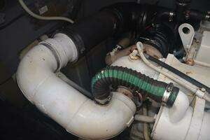 2001 Sea Ray 460 Sundancer thumbnail 67