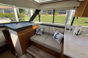 44FT (13.11M) RIVIERA