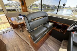 44FT (13.11M) RIVIERA