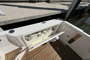 44FT (13.11M) RIVIERA