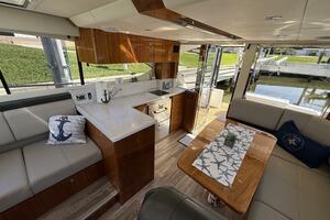 44FT (13.11M) RIVIERA