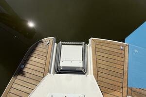 44FT (13.11M) RIVIERA