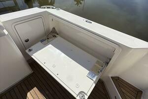 44FT (13.11M) RIVIERA