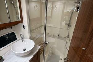 44FT (13.11M) RIVIERA