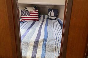 Paper Chase 34ft Hunter Yacht For Sale