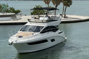 40FT (12.22M) SEA RAY Worth Avenue Yachts