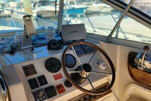 2003 Mainship Pilot 30 thumbnail 7