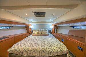 2013 Prestige 550S thumbnail 35