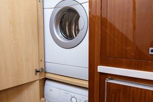 JOB SITE 60ft Sea Ray Yacht For Sale