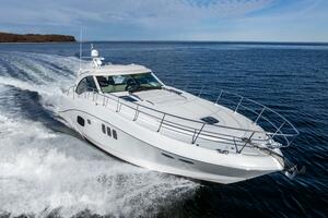 JOB SITE 60ft Sea Ray Yacht For Sale