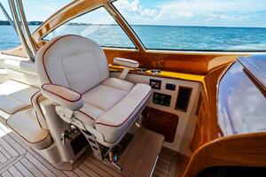 CAPRI 38ft Hinckley Yacht For Sale