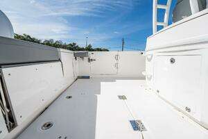 2021 Everglades 335 Center Console thumbnail 42