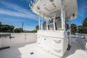 2021 Everglades 335 Center Console thumbnail 39
