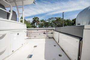 2021 Everglades 335 Center Console thumbnail 41