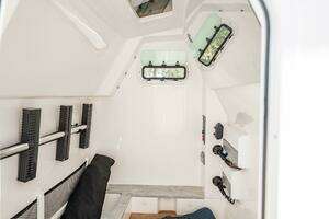 2021 Everglades 335 Center Console thumbnail 19