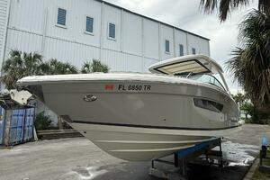 34ft Regal Yacht For Sale