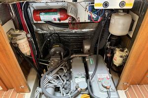 44ft Hunter Yacht For Sale