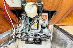 2001 Catalina 380 thumbnail 41