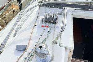 2001 Catalina 380 thumbnail 15
