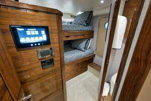 2024 Viking 68 Convertible thumbnail 42