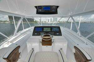 2024 Viking 68 Convertible thumbnail 55