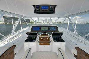 2024 Viking 68 Convertible thumbnail 48