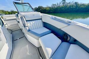 25ft Cobalt Yacht For Sale